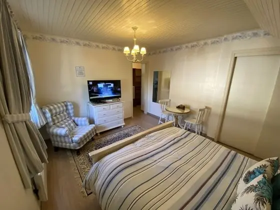 Tek Büyük Yataklı Oda