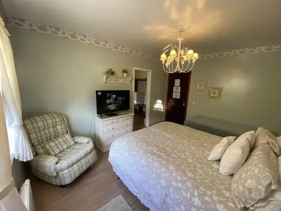 Tek Büyük Yataklı Oda