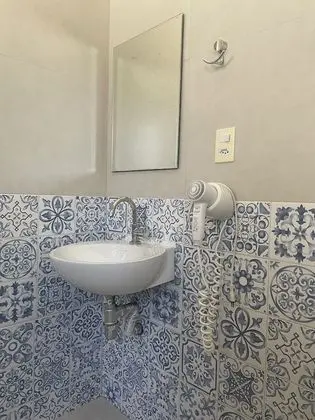 Engellilere uygun banyo
