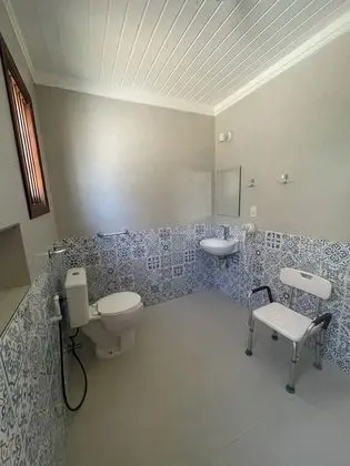 Engellilere uygun banyo