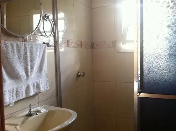 Basic Tek Büyük Yataklı Oda