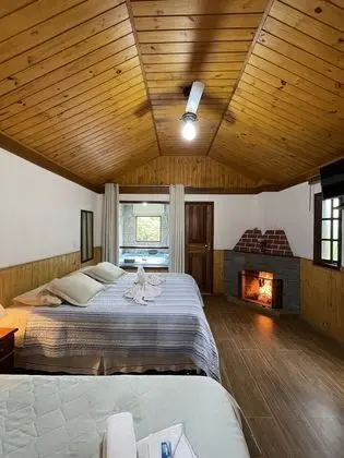 Romantic Tek Büyük Yataklı Oda