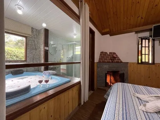 Romantic Tek Büyük Yataklı Oda