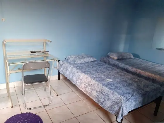Tek Büyük Yataklı Oda, 2 Tek Kişilik Yatak