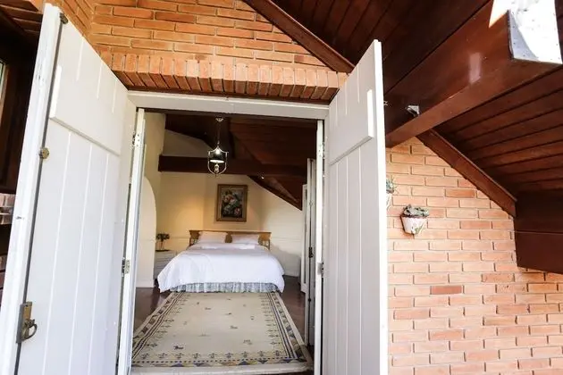 Premium Tek Büyük Yataklı Oda