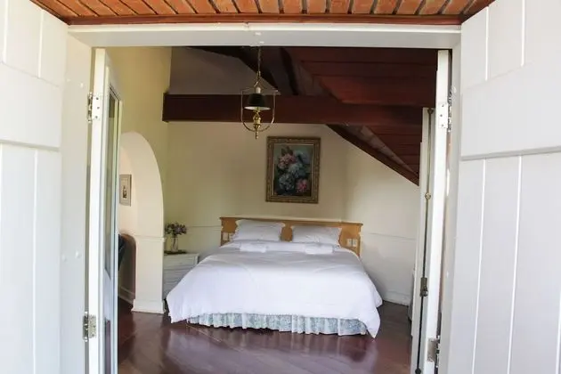 Premium Tek Büyük Yataklı Oda