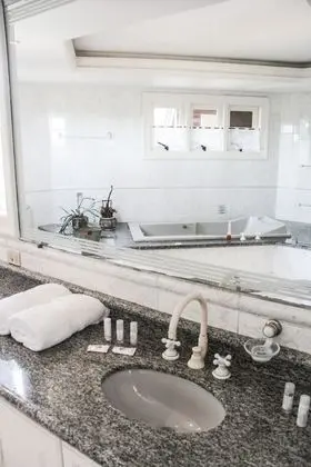 Premium Tek Büyük Yataklı Oda