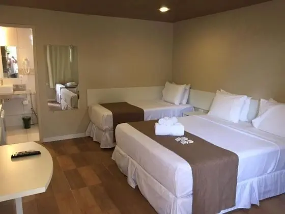 Dört Kişilik Oda, Birden Çok Yatak, Sigara İçilmez