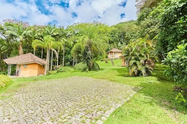 Dağ Evi, 1 Çift Kişilik Yatak, Dağ Yamacı