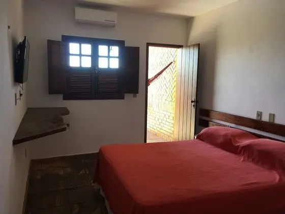 Tek Büyük Yataklı Oda, Balkon, Havuz Manzaralı