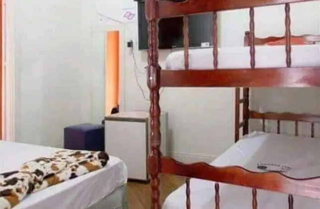 Üç Kişilik Oda