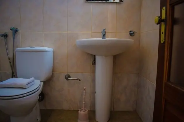 Üç Kişilik Oda