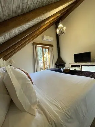 Apartamento com Lareira e Sacada