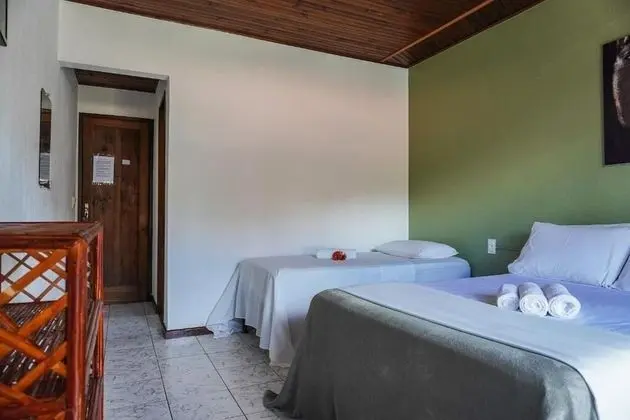 Üç Kişilik Oda, Sigara İçilmez, Balkon