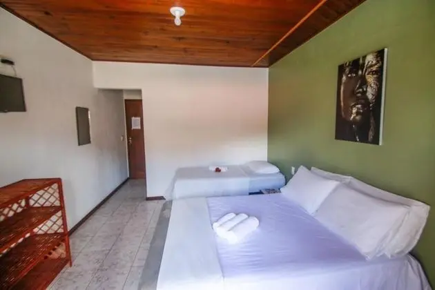 Üç Kişilik Oda, Sigara İçilmez, Balkon