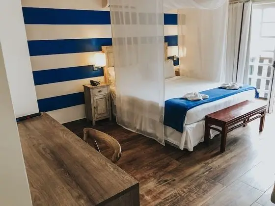 Premium Tek Büyük Yataklı Oda