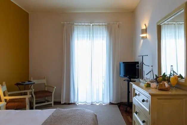 Superior Tek Büyük veya İki Ayrı Yataklı Oda