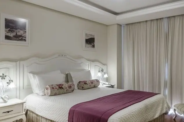 Suite Luxo com Varanda