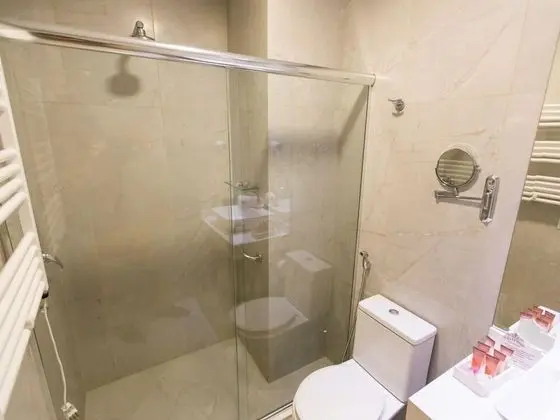 Suite Luxo com Varanda