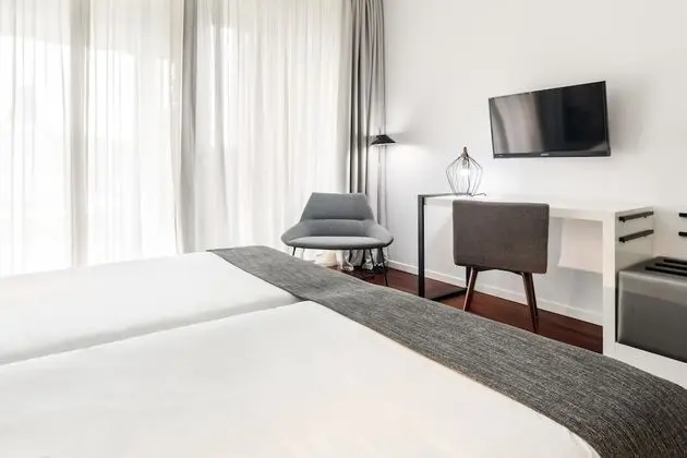 Tek Büyük Yataklı Oda (Two Beds)