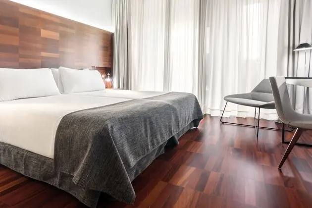 Tek Büyük Yataklı Oda (Two Beds)