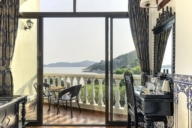 Standard Tek Büyük Yataklı Oda, 1 En Büyük (King) Boy Yatak, Balkon, Deniz Manzaralı