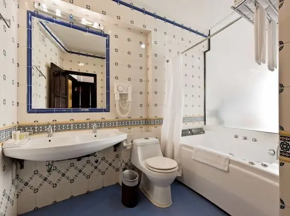Standard Tek Büyük Yataklı Oda, 1 En Büyük (King) Boy Yatak, Balkon, Deniz Manzaralı