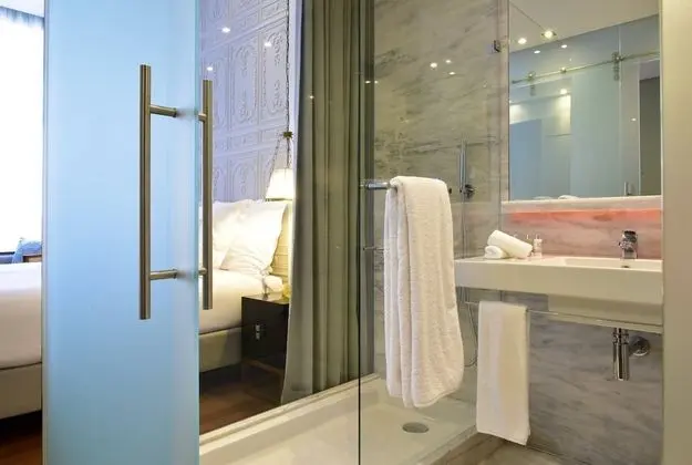 Superior Tek Büyük veya İki Ayrı Yataklı Oda