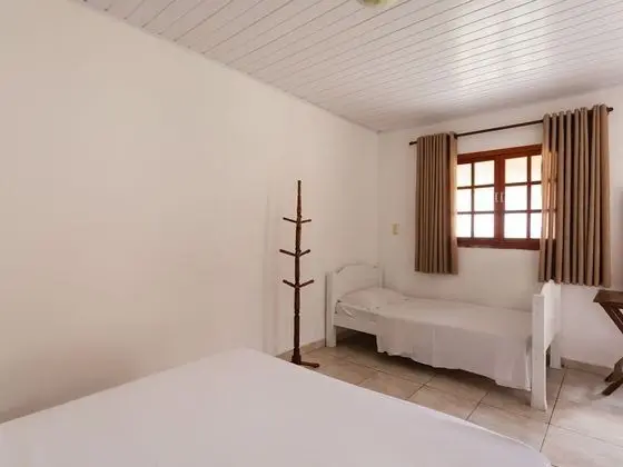 Üç Kişilik Oda, Birden Çok Yatak