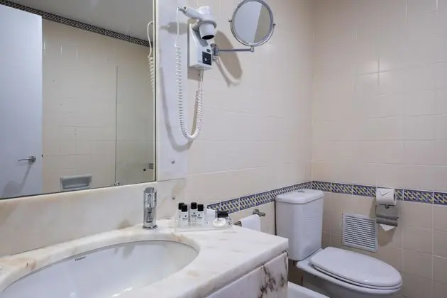 1 Çift Kişilik Veya 2 Tek Kişilik Yatak Superior Sea View