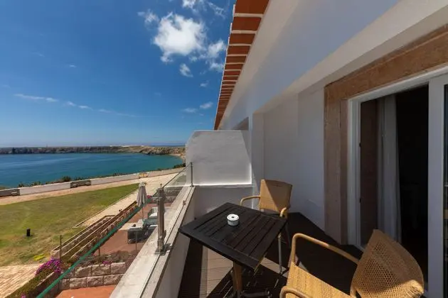 1 Çift Kişilik Veya 2 Tek Kişilik Yatak Superior Sea View