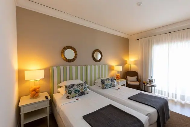 1 Çift Kişilik Veya 2 Tek Kişilik Yatak Superior Sea View