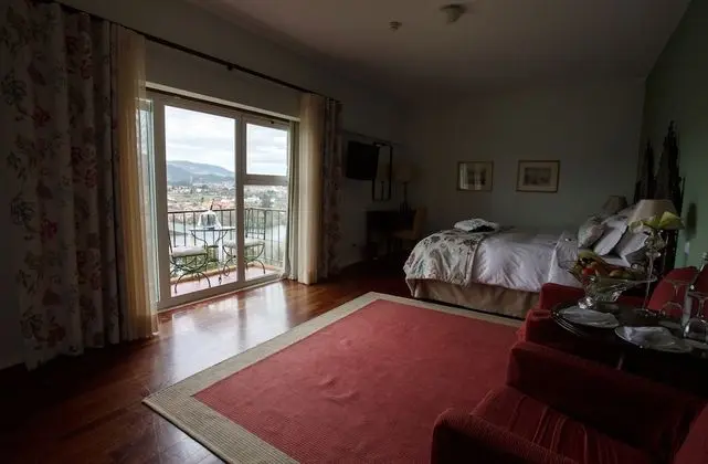 Superior Tek Büyük veya İki Ayrı Yataklı Oda, Balkon