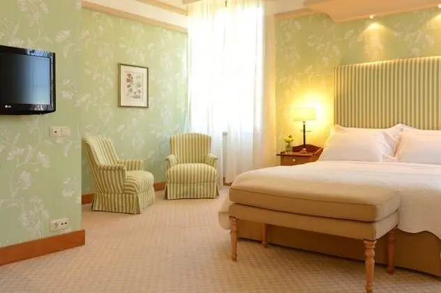 Family Oda (Superior)