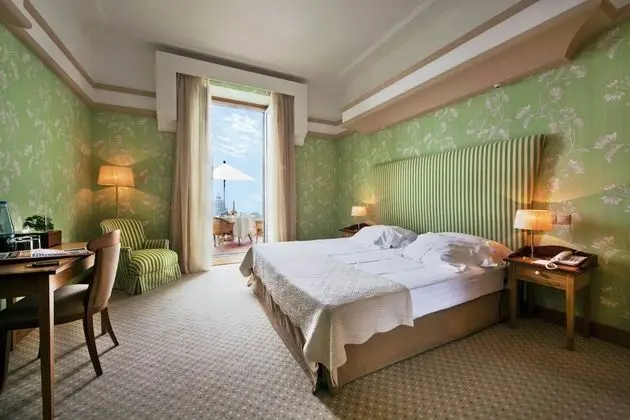 Superior Tek Büyük Yataklı Oda