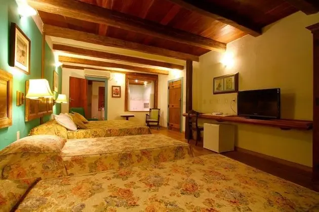 Luxury Tek Büyük Yataklı Oda, 2 Yatak Odası, Küvet, Şehir Manzaralı