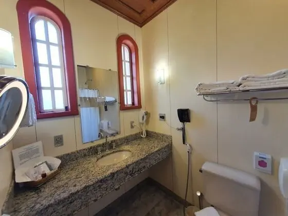 Deluxe Üç Kişilik Oda
