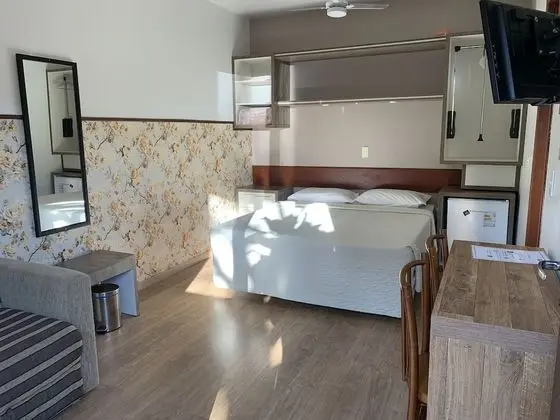 Basic Tek Büyük veya İki Ayrı Yataklı Oda