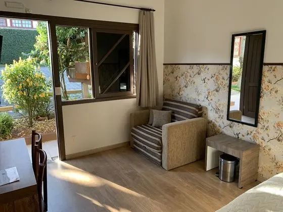 Basic Tek Büyük veya İki Ayrı Yataklı Oda