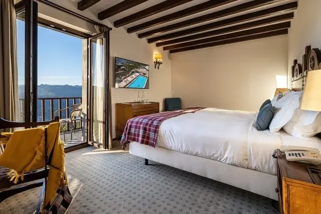 Superior Tek Büyük veya İki Ayrı Yataklı Oda, Balkon, Nehir Manzaralı