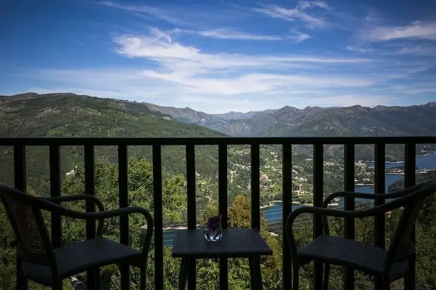 Superior Tek Büyük veya İki Ayrı Yataklı Oda, Balkon, Nehir Manzaralı