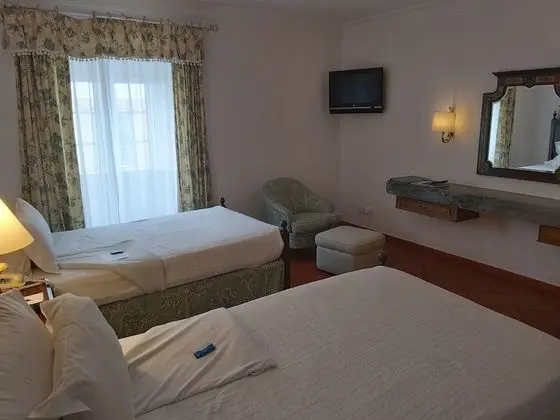 Standard Tek Büyük veya İki Ayrı Yataklı Oda