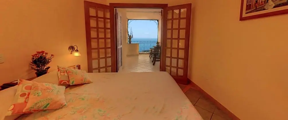 Standard Oda (Vista Baia de Todos os Santos)