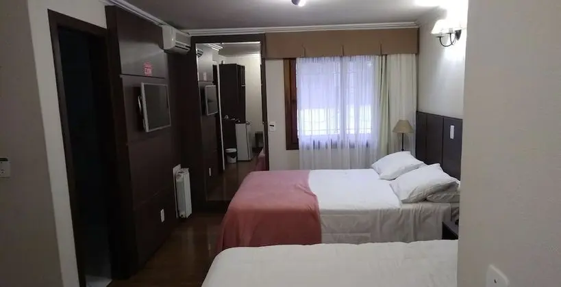 Deluxe Dört Kişilik Oda