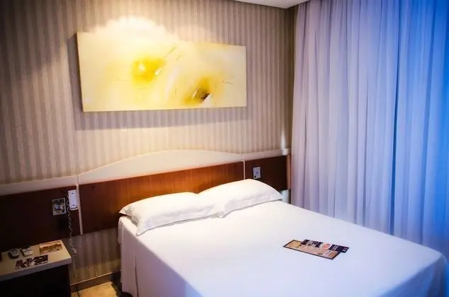 Deluxe Tek Büyük Yataklı Oda, Zemin Kat