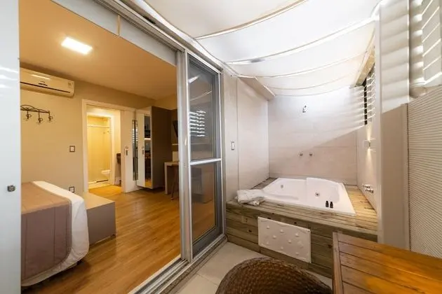 Apart Daire, Sıcak Su Havuzu, Zemin Kat