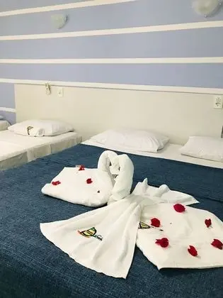Standard Dört Kişilik Oda, Plaj Manzaralı