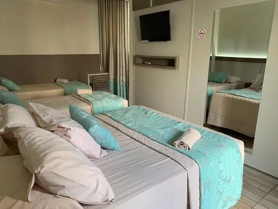 Deluxe Dört Kişilik Oda