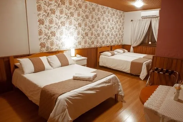 Standard Dört Kişilik Oda