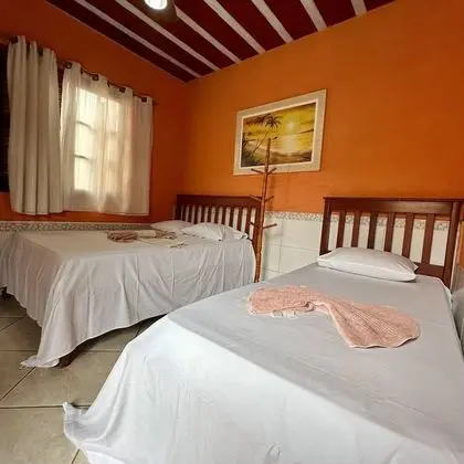 Standard Üç Kişilik Oda, Avlu Manzaralı
